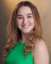 Hello everyone! It's my first headshot sunday! These are my headshots taken  back in Brazil. I don't know if they are good enough, what do you think?  Should I take new ones?