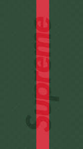 The sliding chain strap can be worn multiple ways, changing between a shoulder and a top handle bag. 48 Gucci Iphone Wallpaper Supreme On Wallpapersafari