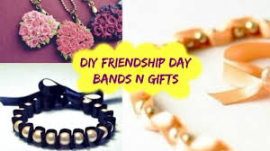 You can make your own at home with supplies you probably already have in your craft room. Show Your Creative Side By Making Gifts For Friends Yourself 10 Easy Friendship Day Gift Ideas For Handmade Gifts 2019