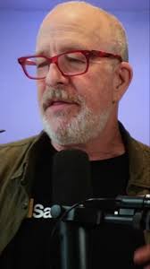 Watch the full Sax School Podcast episode here: https://loom.ly/We5sdmY  #podcast #saxophone #saxophones #altosax #tenorsax #altosaxophone  #tenorsaxophone #barisaxophone #sopranosaxophone ...