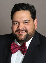 🌷☀️ Spring is in full bloom in the courtyard!