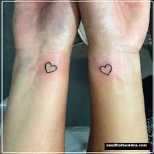 35 Unique Small Heart Tattoo Ideas For Girls Tattoos For Daughters Small Heart Tattoos Tiny Heart Tattoos