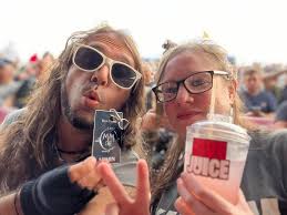 I recorded like 10/13 songs and holy crap me and my gf Katrina Rose had an  amazing time! My 16th show and her 2nd time seeing him since my first show  in