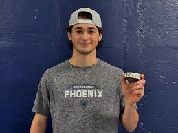 Premier but dans la @lhjmq_qmjhl_ pour Robin Benoit. Félicitations  @robinben15 ! #pasledernier #manymoretocome