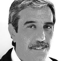 100+ perfiles de «Bateman»