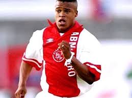 Edgar davids fichó por el fc barcelona el 12 de enero de 2004. Que Fue De Davids El Pitbull Que Gano Una Champions Y Se Convirtio En Icono Por Sus Gafas