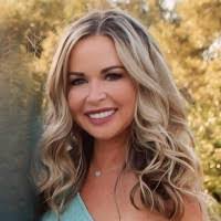 Angela Albritton's Instagram, Twitter & Facebook