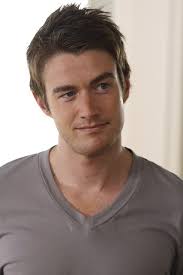 Sat 19.06.10 one tree hill @ 19.15 sr,7 ep 5Medium shot of Robert Buckle as  Clay.