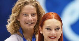 🇫🇷patineur&.auteur compositeur interprète guitariste🇬🇧skater &.lyricist composer singer musician. Pour Gwendal Peizerat Le Patinage Etait Au Courant Du Cote Deviant De Gilles Beyer Le Huffpost