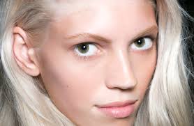 How to Fix Damaged, Bleached Hair