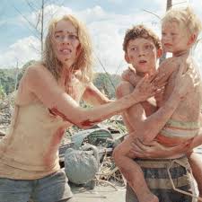 Bayona and written by sergio g. Lo Imposible Que Paso Con La Familia Que Sobrevivio Al Tsunami De 2004 E Inspiro La Pelicula Netflix The Impossible Fama Mag