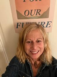 Heather Maye's Instagram, Twitter & Facebook