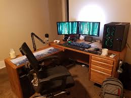 Upgraded The Desk 60 Bucks On Craigslist Desk Upgrade Battlestation