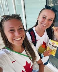 🐠💛🌊🤿🫶🐡🍹