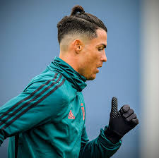 Cristiano ronaldo's hairstyles + cr7 haircuts + cr7 hairstyles + how to get cr7 hairstyles + cr7 hair wax + cr7 new haircuts + cr7 new hairstyles. Cristiano Ronaldo Fans On Twitter New Year New Hair