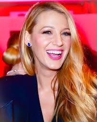 44 BLAKE LIVELY STUNNING PHOTOS