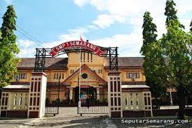 Konsistensi unair untuk terus berada dalam again, menurut ditjen dikti, klasterisasi kemendikbud ini tidak ditujukan sebagai pemeringkatan kampus. 15 Smp Terbaik Indonesia Versi Kemendikbud 2015 Smp Kamu Masuk Gak