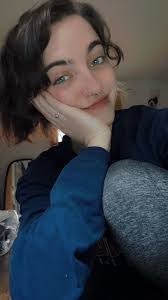 Amanda Labarge's Instagram, Twitter & Facebook