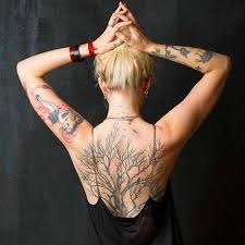 Kadin Sirti Buyuk Agac Dovmesi Woman Back Big Tree Tattoo Bel Dovmeleri Dovme Kadin Kiz Dovmeleri