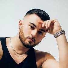 Chris Viola's Instagram, Twitter & Facebook