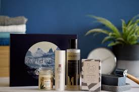 Activité activités apprendre beaute beauté bienetre bien être bio bonbons box box mensuelle boxmensuelle cadeau camping chambre cuisine decouverte enceinte enfant enfants famille. La Box Homme Cosmetiques Bio Et Fullsize
