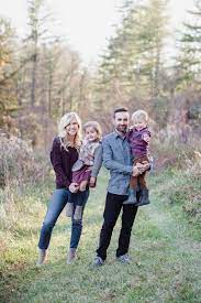 Cristin Cooper Family Photo Outfits Winter Fall Family Picture Outfits Christmas Card Outfits