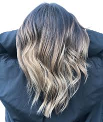 Chunky roots have emerged as the trend we didn't plan to rock, but are rolling with nonetheless. Updated 40 Dark Roots Blonde Hair Ideas August 2020