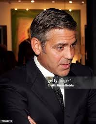 25 Photos & High Res Pictures