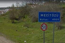 Mecitözü karadeniz bölgesinde yer almakta olup, mecitözü ilçesi çorum iline bağlıdır. Mecitozu Muftusu Egitim Sen Baskanini Polis Zoruyla Okuldan Attirmaya Calisti Evrensel