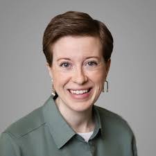 Ashley Wardlow's Instagram, Twitter & Facebook