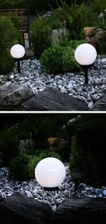 34 idees pour eclairer le jardin le balcon ou la terrasse exterieur boule lumineuse exterieur boule lumineuse