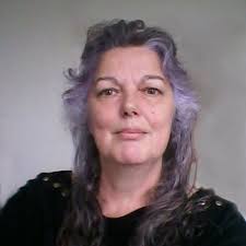 Jules Pew (@jules_pew)