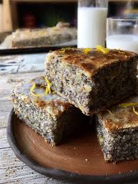 Makov Kolac Za Soncnost Jabolka Preliv S Kislo Smetano Food Desserts Cake