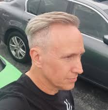 Where is a good place for seafood, especially crab legs, in Delaware County?