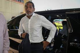 Ayah kj, datuk seri haji jamaluddin haji abu bakar merupakan bekas pesuruhjaya tertinggi malaysia di kementerian luar negara, united kingdom. Charismatic Khairy Heads Science Technology And Innovation Ministry Malaysia Malay Mail