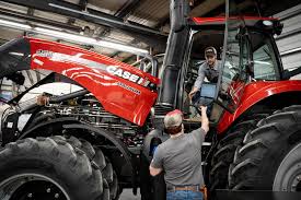 Are You Someone Who Wishes To Pursue A Career As A Diesel Technician Get Sponsored By Birkey S For The Cnh Ser Scholarships Tuition Assistance Applied Science