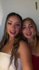 Ashlee Howell's Instagram, Twitter & Facebook