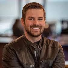 Dennis Porterfield's Instagram, Twitter & Facebook