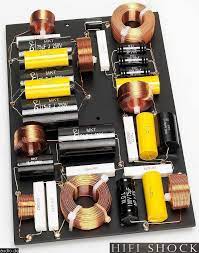 hi res pic of the thiel cs3 7 crossover オーディオ 技術 音響機器