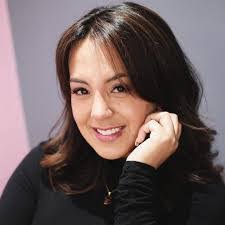 Lorena Ortega's Instagram, Twitter & Facebook