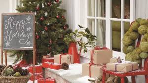 Toujours à partir des emballages de bois, vous pouvez fabriquer un sapin de noël. Decoration De Noel En Exterieur 6 Idees A Chiper Cote Maison