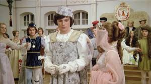 Das berichtete der nachrichtensender cnn prima news am mittwoch unter berufung auf ihren sohn. Jaroslav Drbohlav Karin Lesch Libuse Safrankova And Pavel Travnicek In Three Wishes For Cinderella 1973 World Wide Kitsch