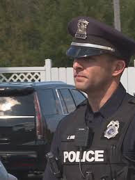 Brockport police officers, good Samaritan credited with rescuing 2 people  from Erie Canal