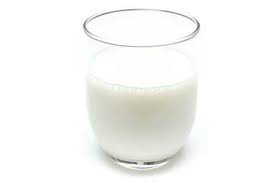 Skulderleddet (articulatio humeri) sett forfra, med og uten tilhørende muskulatur. Leamus Kjerringrad