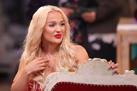 Promi big brother emmy russ und udo bönstrup sind ein paar vor 2 stunden. Frisurenwechsel Promi Big Brother Emmy Tragt Jetzt Pony Promiflash De