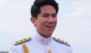 Perkara itu didedahkan oleh adinda almarhum, pengiran muda abdul mateen bolkiah menerusi status terbaharu di laman sosial instagram beliau semalam. Putera Abdul Mateen Home Facebook