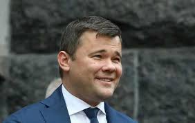 Новини публікуються у режимі online та супроводжуються коментарями про найважливіші події в усіх сферах країни. Bogdan Pytaetsya Otzhat U Medvedchuka 112 Kanal Etomu Prepyatstvuet Lucenko Portal Antikor