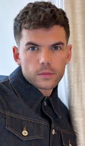 Honey 💕💋 I'm coming to visit you soon , I want you to send me a text  right now, okay?🥰🥰🥰🥰🥰