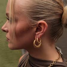 Skjønn Nora Small Earrings fra Sistie 2nd i Rustfritt stål