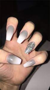 30 Amazing Graduation Nail Designs For Your Big Day Women Fashion Lifestyle Blog Shinecoco Com In 2021 Glitter Accent Nails Accent Nails Prom Nails